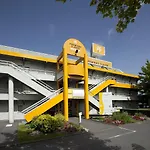 ホテル プレミア クラッセ ボワシー サン レジェ *