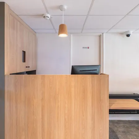 Premiere Classe St Leger *