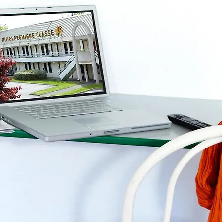 Hotel Premiere Classe St Leger *